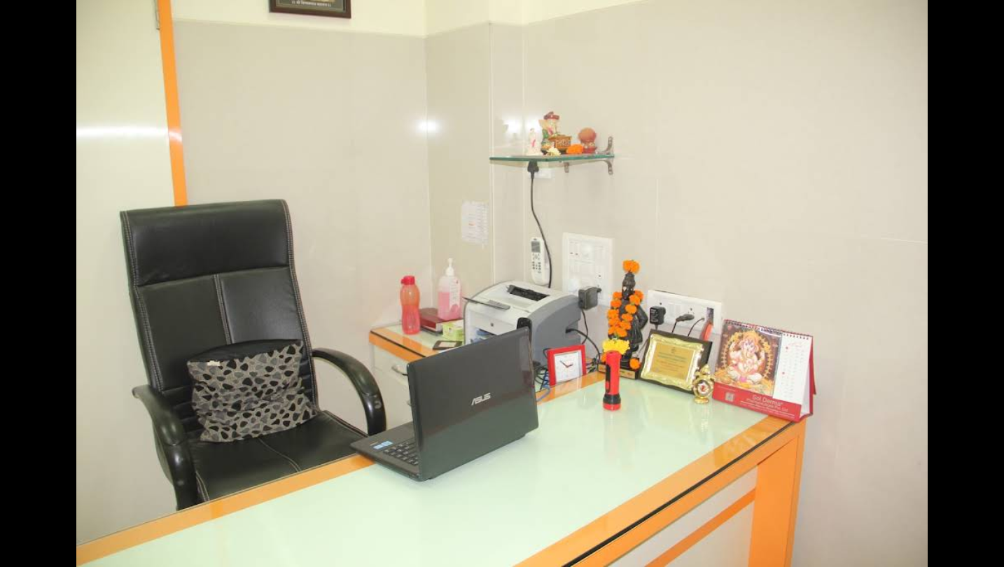 Dermatologist in Thane - Clinic Image 4